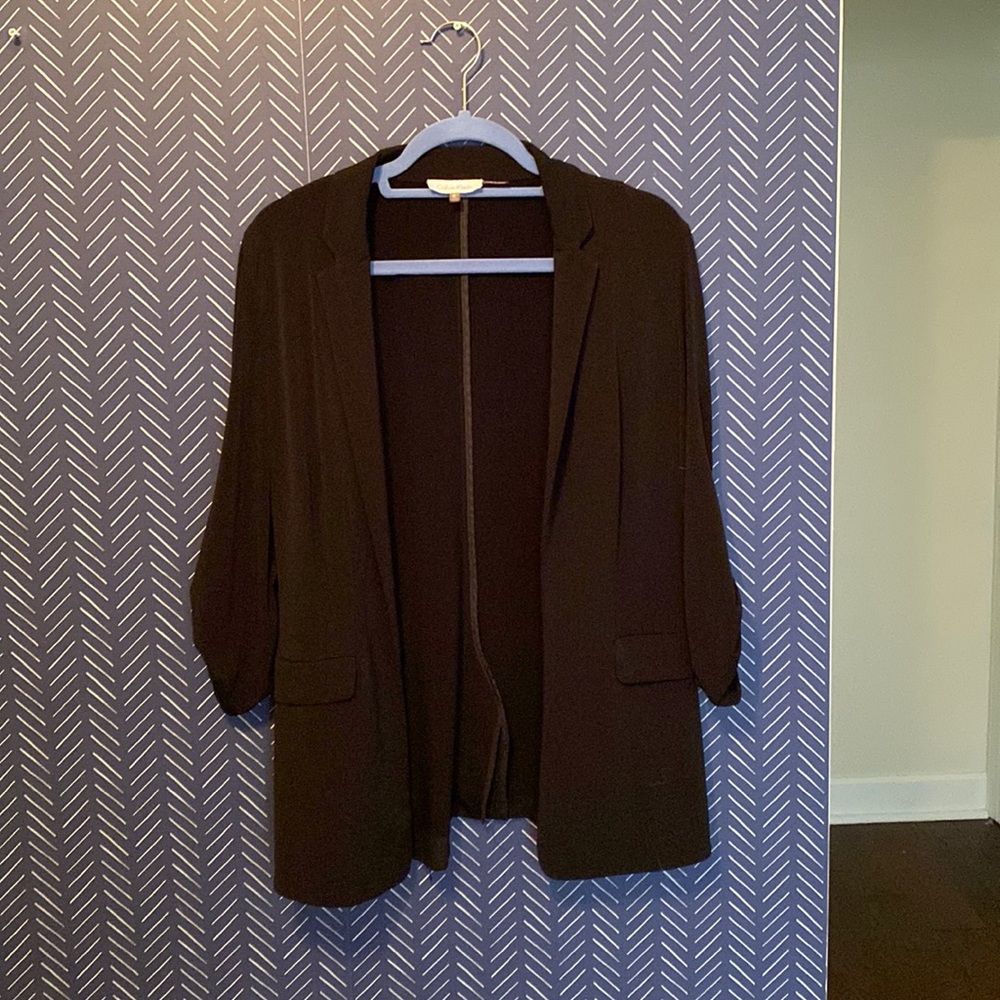 EUC, Clavin Klein small blazer. Light weight, 95% polyester 5% spandex